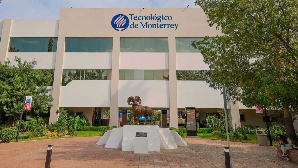 Tec Campus Aguascalientes Fachada